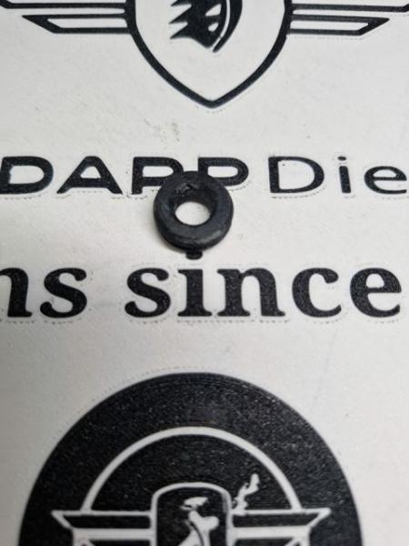 1 x Zündapp Seitendeckelgummi 448-10.146 TPU passend bei CS CX Hai 25 & 50 Typ 448